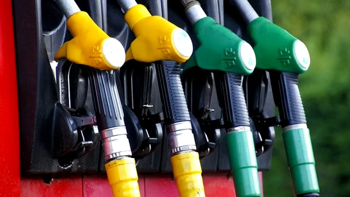 Prețurile carburanților în scădere